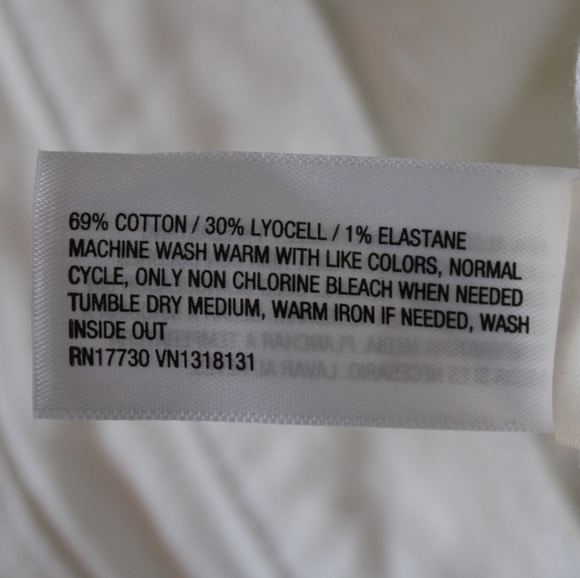 NWT Universal Thread High-Rise Flare Jeans – White 16 Long - Picture 5 of 8